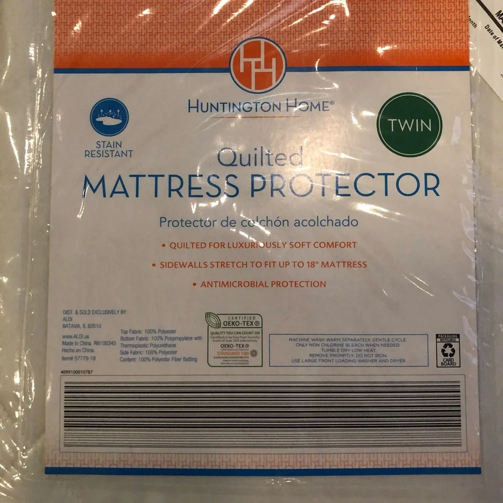 Huntington Home Quilted Mattress Protector Size Twin NIP
